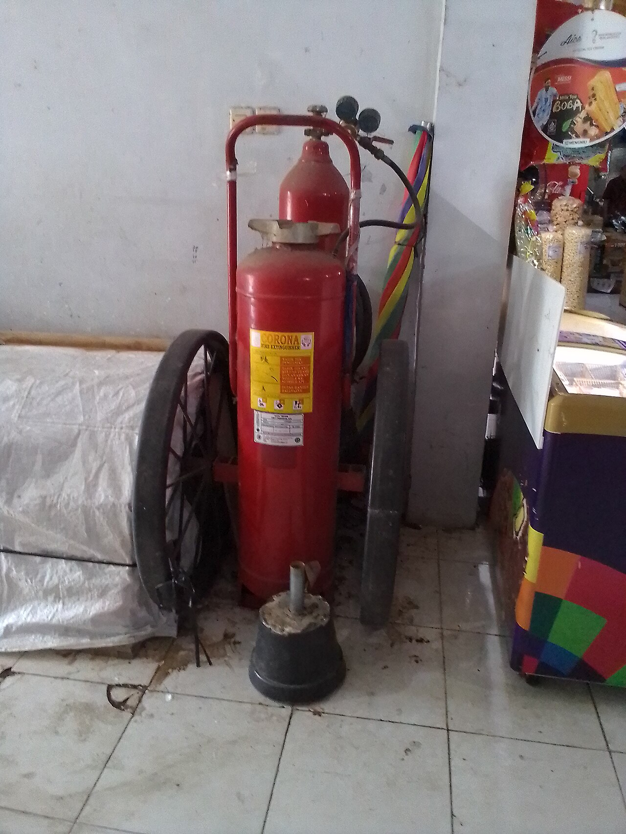 Operasi pemadaman kebakaran marikit